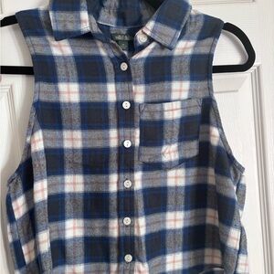Wild Fable Junior Sleeveless Plaid Shirt - Blue and White
